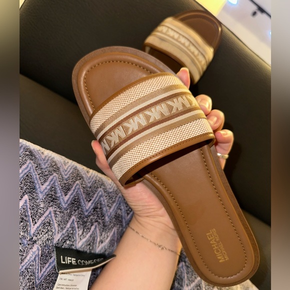 Michael Kors Sandals - Picture 2 of 3
